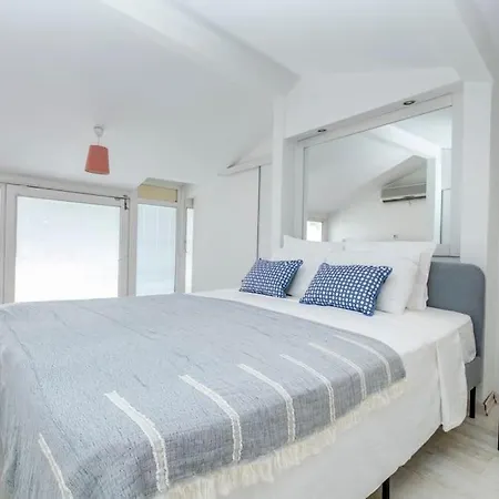 דירה Bosphorus View W Private Terrace